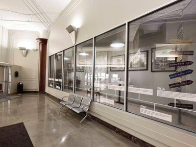 Free Parking! Downtown King Suite Lucas Oil- Conv Center Skywalk#1 Indianapolis Exterior photo